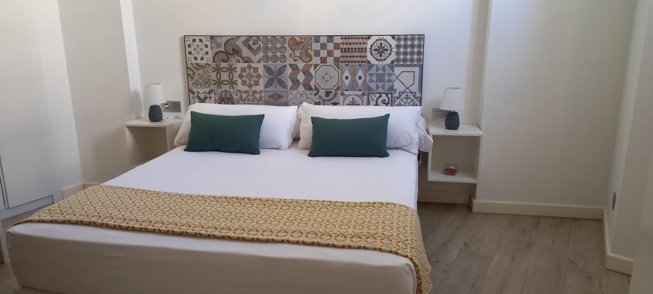 Casa Palacio La Casa Blanca Suites เซบีญา ภายนอก รูปภาพ